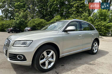Внедорожник / Кроссовер Audi Q5 2012 в 