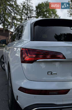 Внедорожник / Кроссовер Audi Q5 2023 в 