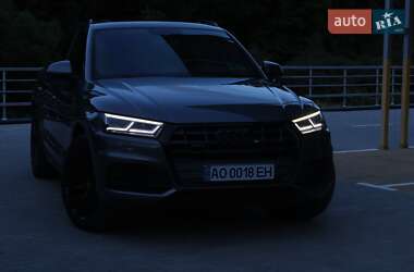 Внедорожник / Кроссовер Audi Q5 2018 в 
