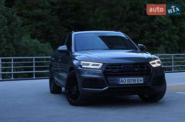 Внедорожник / Кроссовер Audi Q5 2018 в 