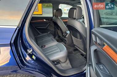 Внедорожник / Кроссовер Audi Q5 2021 в 
