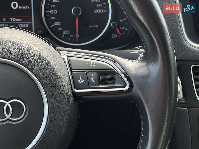 Внедорожник / Кроссовер Audi Q5 2014 в Ужгороде