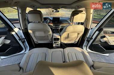Позашляховик / Кросовер Audi Q5 2021 в 