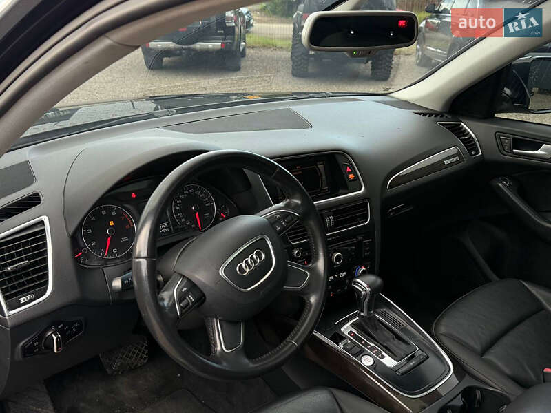 Внедорожник / Кроссовер Audi Q5 2013 в Ужгороде