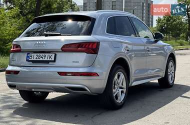 Внедорожник / Кроссовер Audi Q5 2019 в 
