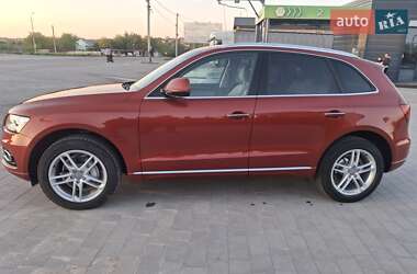 Позашляховик / Кросовер Audi Q5 2015 в 