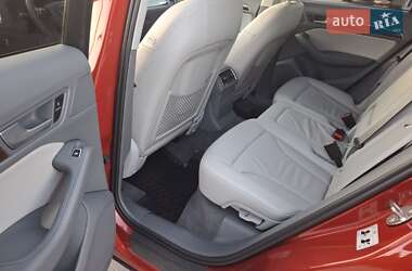 Позашляховик / Кросовер Audi Q5 2015 в 