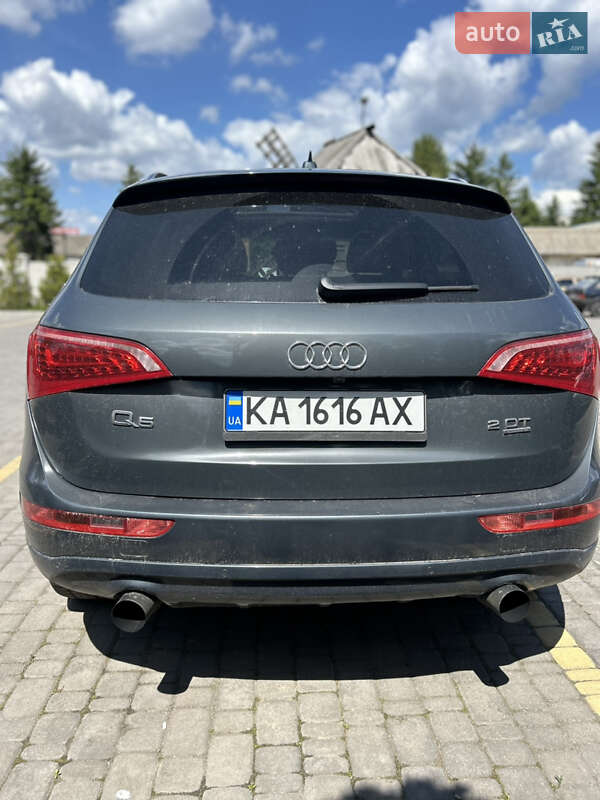 Внедорожник / Кроссовер Audi Q5 2011 в Киеве