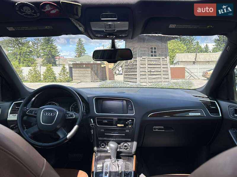 Внедорожник / Кроссовер Audi Q5 2011 в Киеве