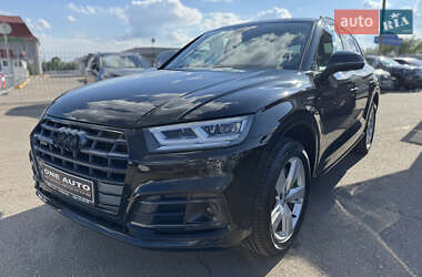 Внедорожник / Кроссовер Audi Q5 2018 в Киеве