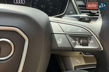 Внедорожник / Кроссовер Audi Q5 2021 в 