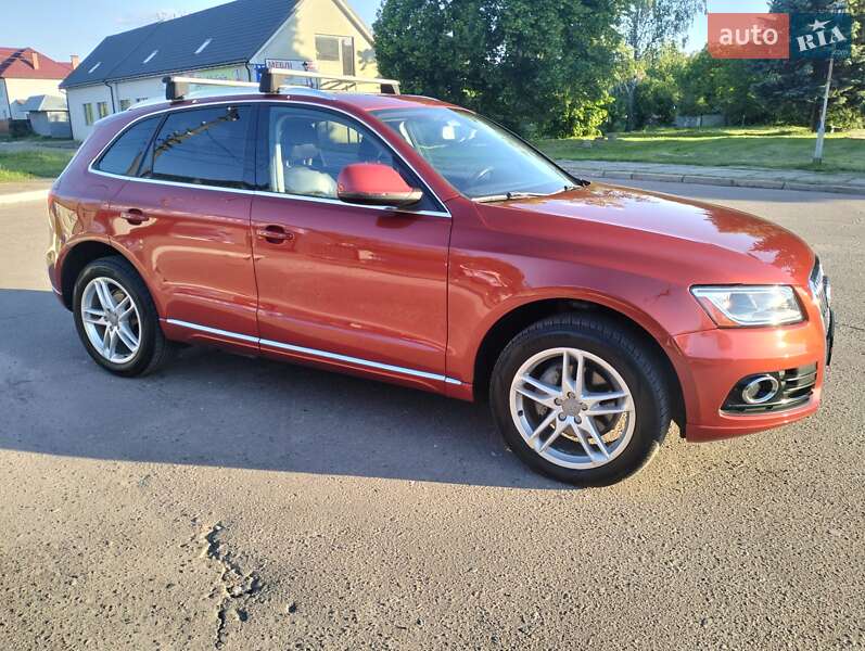 Внедорожник / Кроссовер Audi Q5 2013 в Переяславе