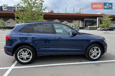 Позашляховик / Кросовер Audi Q5 2012 в 