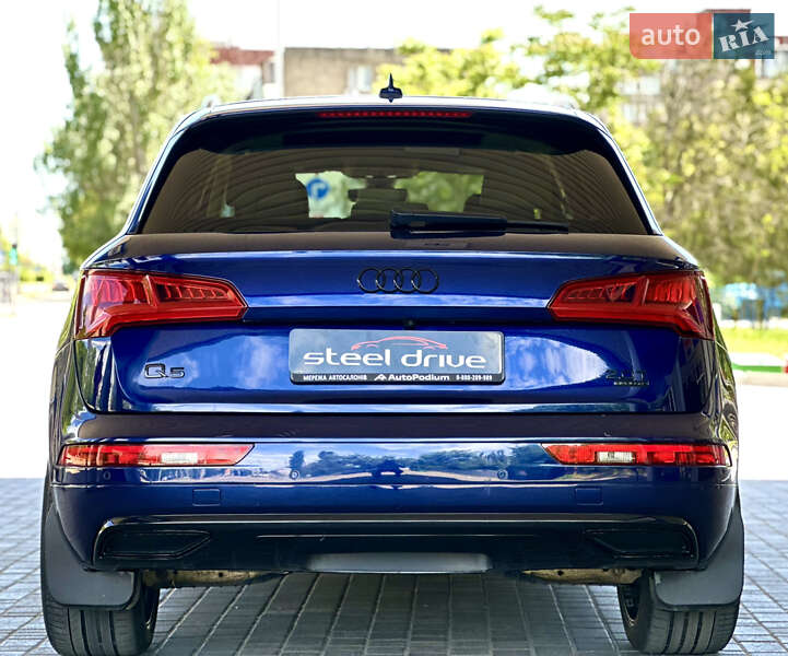 Внедорожник / Кроссовер Audi Q5 2017 в Николаеве