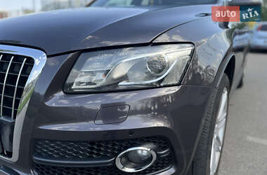 Внедорожник / Кроссовер Audi Q5 2011 в 
