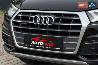 Внедорожник / Кроссовер Audi Q5 2018 в 