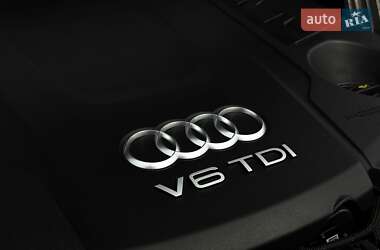 Внедорожник / Кроссовер Audi Q5 2018 в 