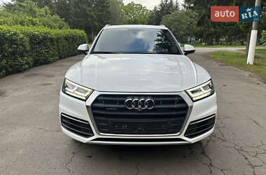 Внедорожник / Кроссовер Audi Q5 2017 в Умани