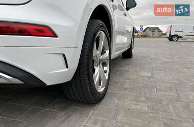 Внедорожник / Кроссовер Audi Q5 2021 в 