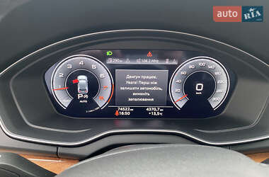 Внедорожник / Кроссовер Audi Q5 2021 в 