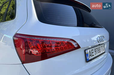 Внедорожник / Кроссовер Audi Q5 2010 в 