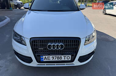Внедорожник / Кроссовер Audi Q5 2010 в 