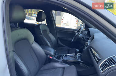 Внедорожник / Кроссовер Audi Q5 2010 в 