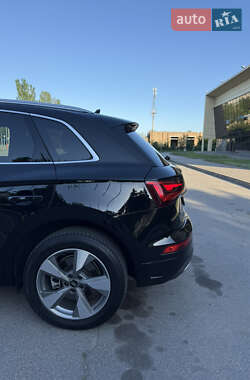Внедорожник / Кроссовер Audi Q5 2023 в 