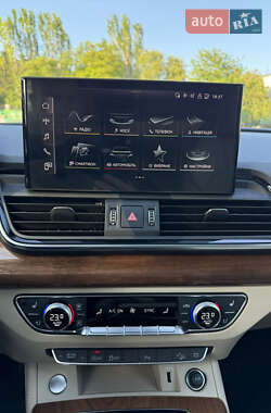Внедорожник / Кроссовер Audi Q5 2023 в 