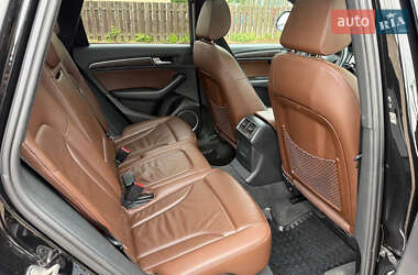 Внедорожник / Кроссовер Audi Q5 2016 в 