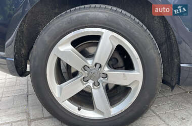Внедорожник / Кроссовер Audi Q5 2011 в 