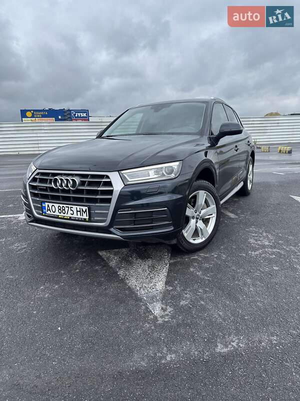 Внедорожник / Кроссовер Audi Q5 2017 в Львове
