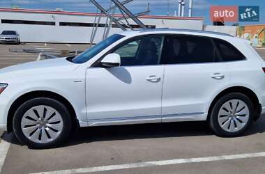 Внедорожник / Кроссовер Audi Q5 2012 в 