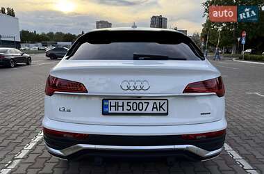 Внедорожник / Кроссовер Audi Q5 2022 в 