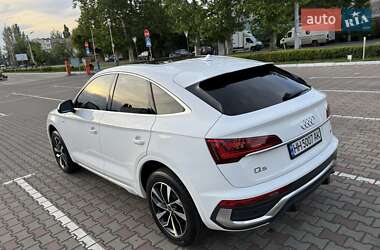 Внедорожник / Кроссовер Audi Q5 2022 в 