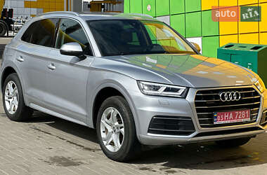 Позашляховик / Кросовер Audi Q5 2019 в 