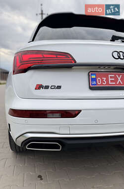 Позашляховик / Кросовер Audi Q5 2021 в 