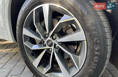 Позашляховик / Кросовер Audi Q5 2021 в 