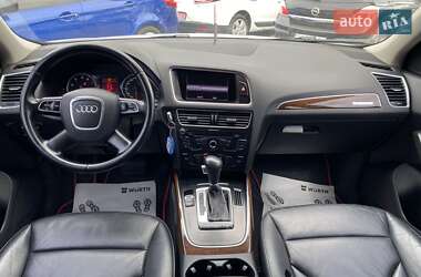 Позашляховик / Кросовер Audi Q5 2010 в 