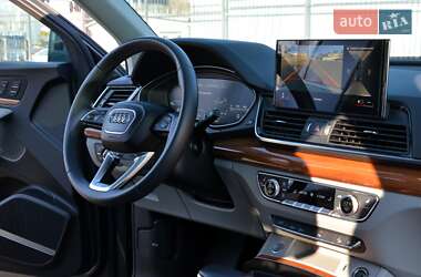 Внедорожник / Кроссовер Audi Q5 2022 в 