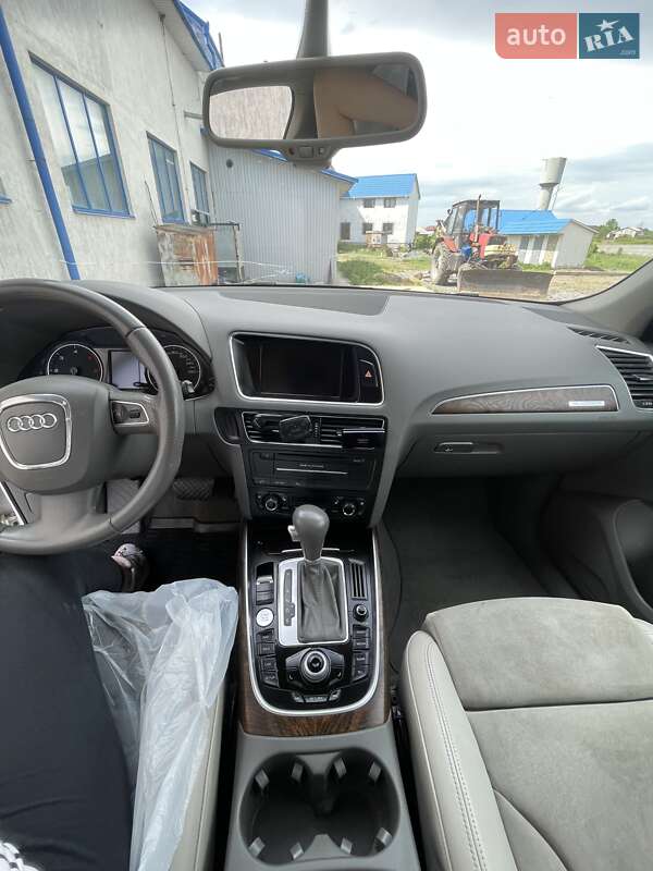 Внедорожник / Кроссовер Audi Q5 2010 в Каменец-Подольском фото 10 Внедорожник / Кроссовер Audi Q5 2010 в Каменец-Подольском