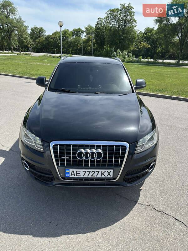 Внедорожник / Кроссовер Audi Q5 2009 в Днепре