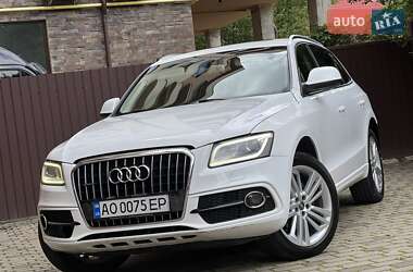 Внедорожник / Кроссовер Audi Q5 2010 в 
