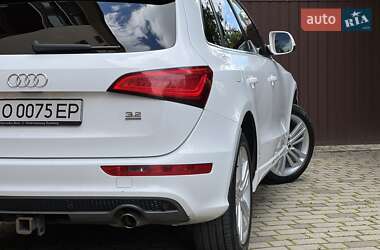 Внедорожник / Кроссовер Audi Q5 2010 в 