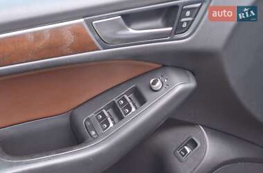 Внедорожник / Кроссовер Audi Q5 2015 в 