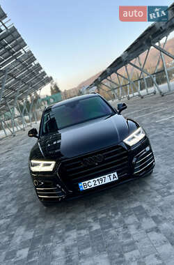 Внедорожник / Кроссовер Audi Q5 2019 в 