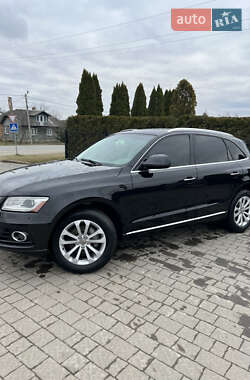 Внедорожник / Кроссовер Audi Q5 2015 в 