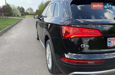Внедорожник / Кроссовер Audi Q5 2019 в 