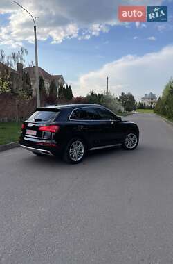 Внедорожник / Кроссовер Audi Q5 2019 в 