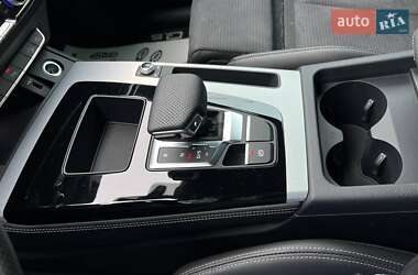 Внедорожник / Кроссовер Audi Q5 2023 в 